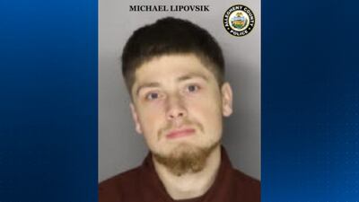 Man accused of robbery, other crimes at the Waterfront sought by Allegheny County police