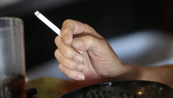 Local state lawmaker pushing for smoking ban in casinos, private clubs