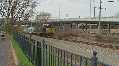 2-person minimum crew now mandated on all freight trains