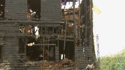 PHOTOS: Man dead in overnight fire that destroys North Braddock duplex 