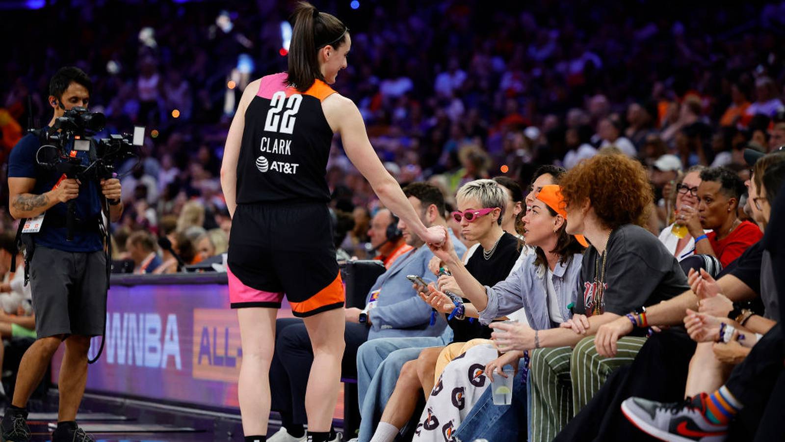 Aubrey Plaza damages ACL during WNBA All Star weekend WPXI