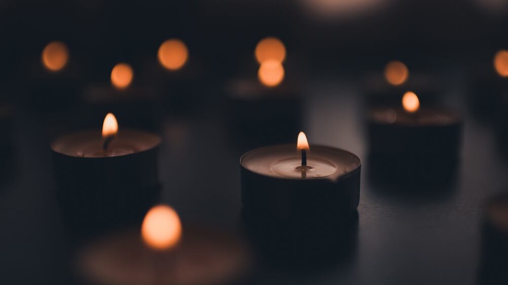 “Star Trek: Discovery,” “Jericho” and “Captain Marvel” star Kenneth Mitchell star has died at the age of 49.