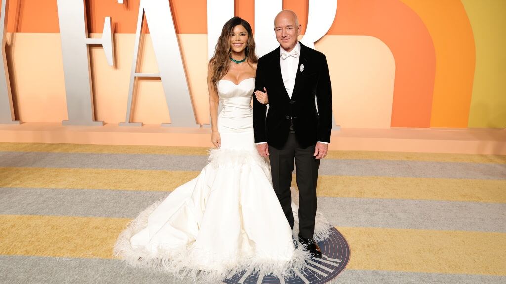 Jeff Bezos and Lauren Sanchez