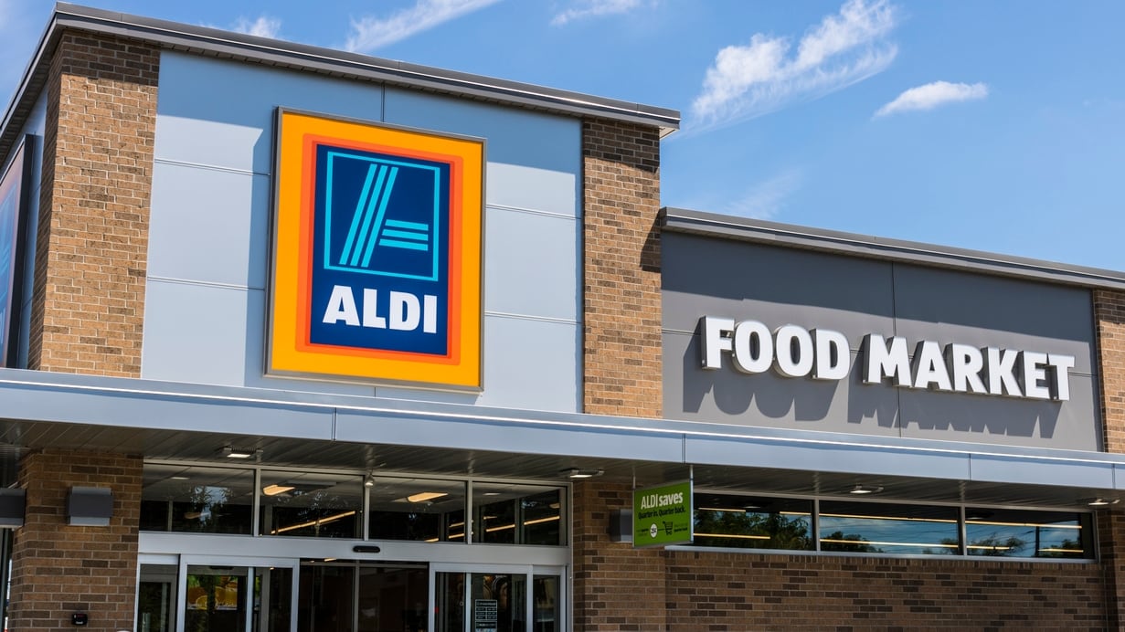 Aldi eliminating plastic shopping bags in all 2,300 US stores, CEO says