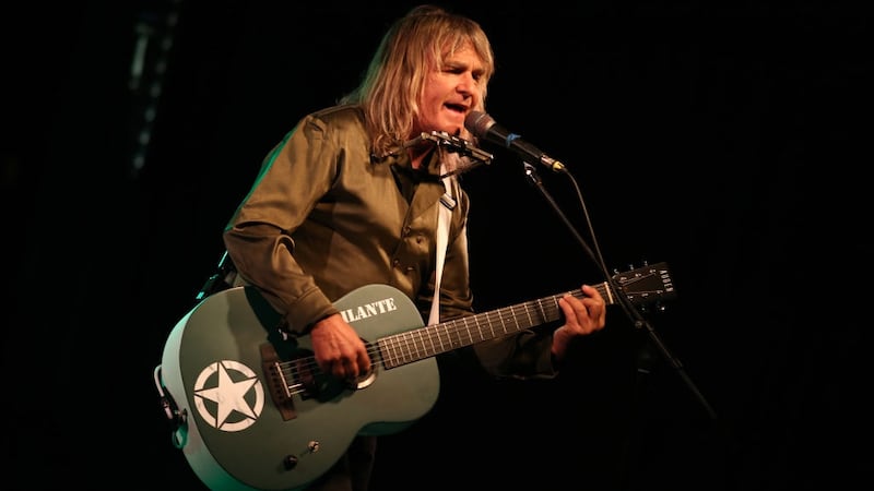 The Alarm frontman Mike Peters dies after Richter’s syndrome diagnosis