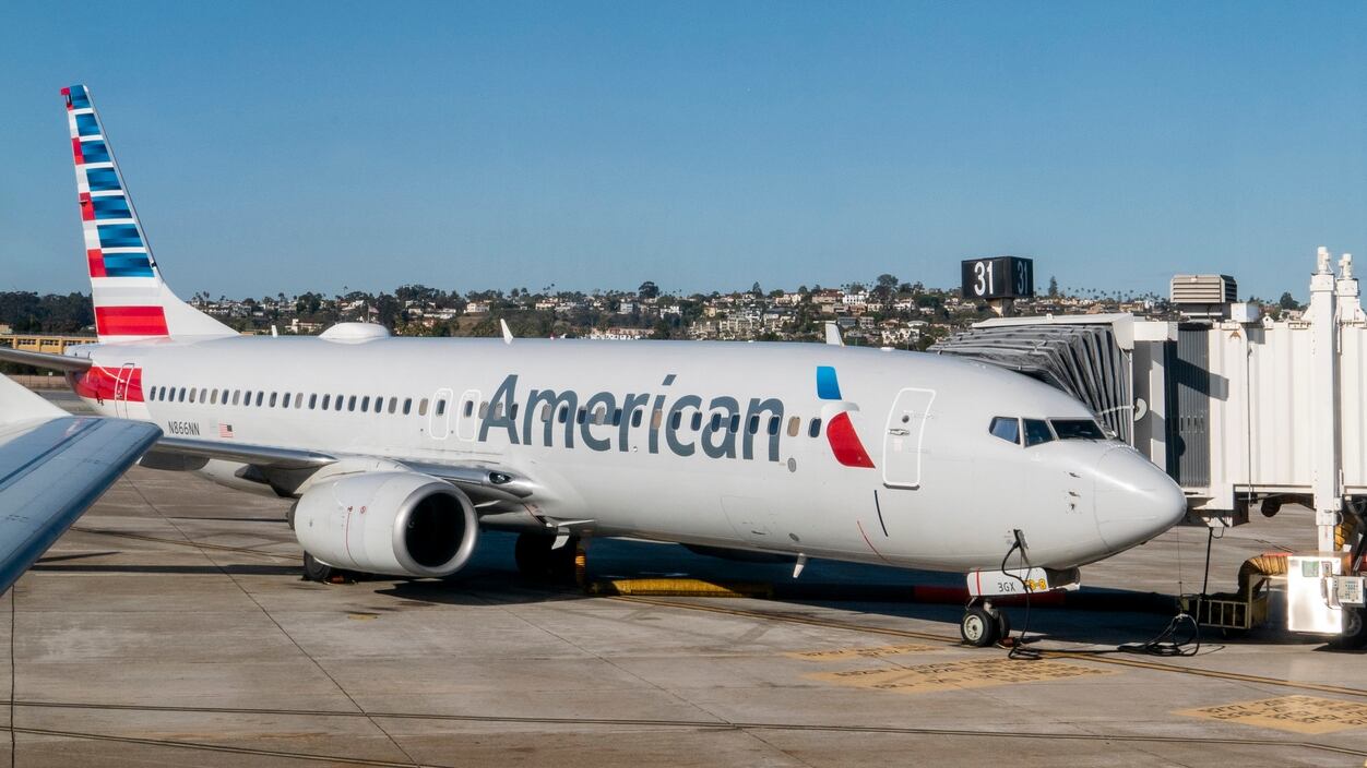American Airlines plane