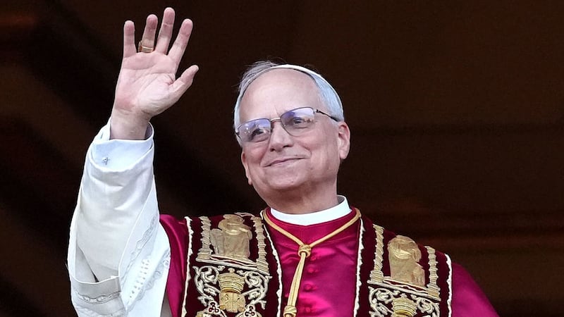 Cubs or Sox? Debate settled for Pope Leo XIV’s fandom, photo apparently proves it