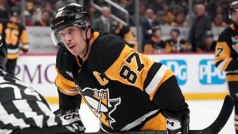 Crosby does it! Passes Mario for Pittsburgh Penguins franchise mark