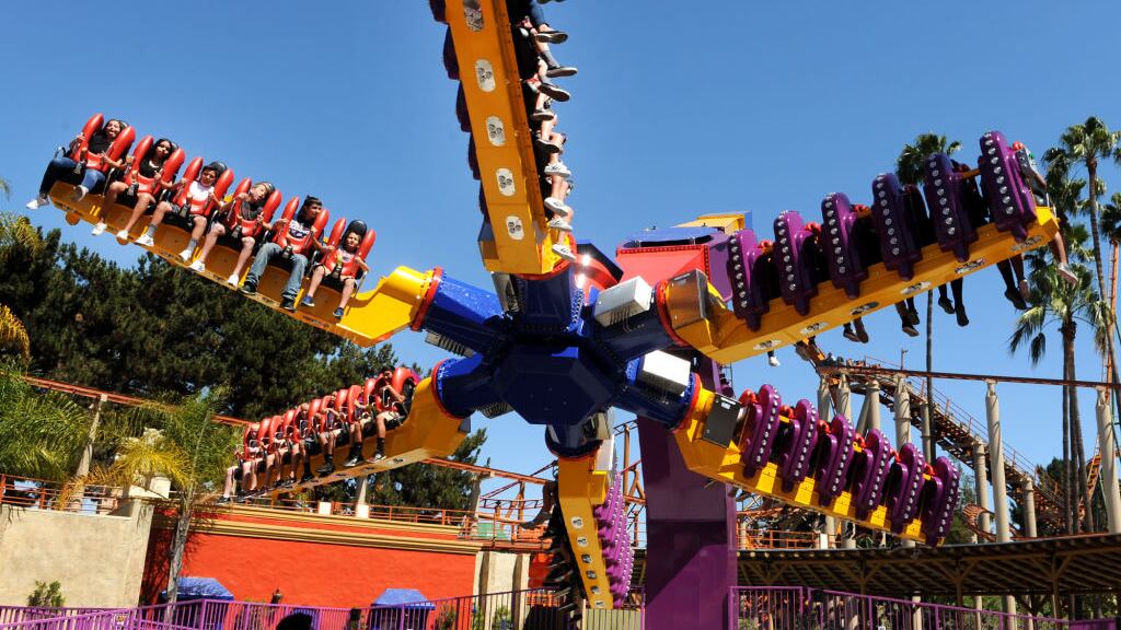 Sol Spin ride at Knott's Berry Farm