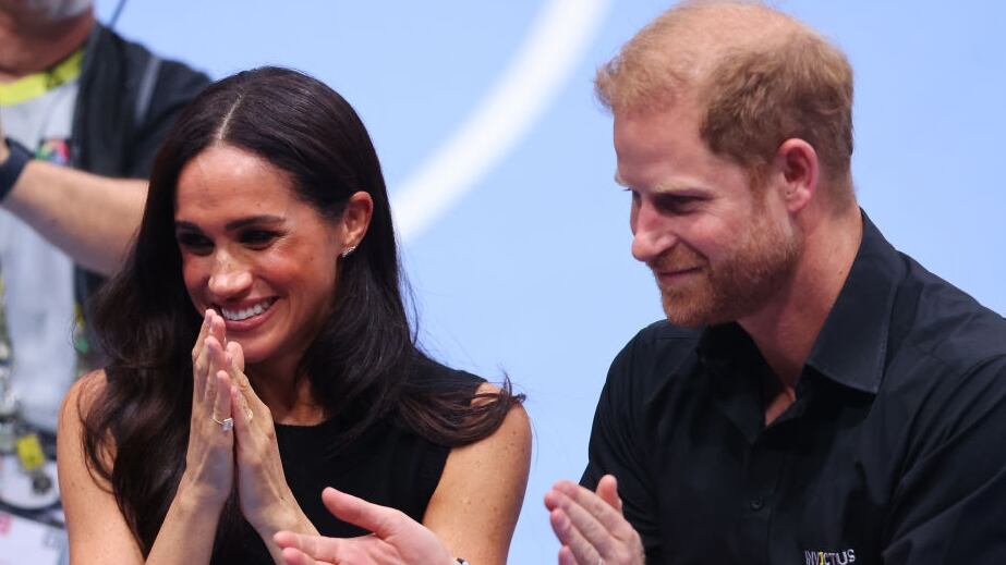 DUESSELDORF, GERMANY - SEPTEMBER 13: Prince Harry, Duke of Sussex and Meghan, Duchess of Sussex attend the Mixed Team Wheelchair Basketball Medal Ceremony during day four of the Invictus Games Düsseldorf 2023 on September 13, 2023 in Duesseldorf, Germany. (Photo by Joern Pollex/Getty Images for Invictus Games Düsseldorf 2023)