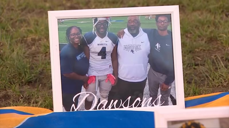 Northgate, Cornell football teams honor late coach with special tribute