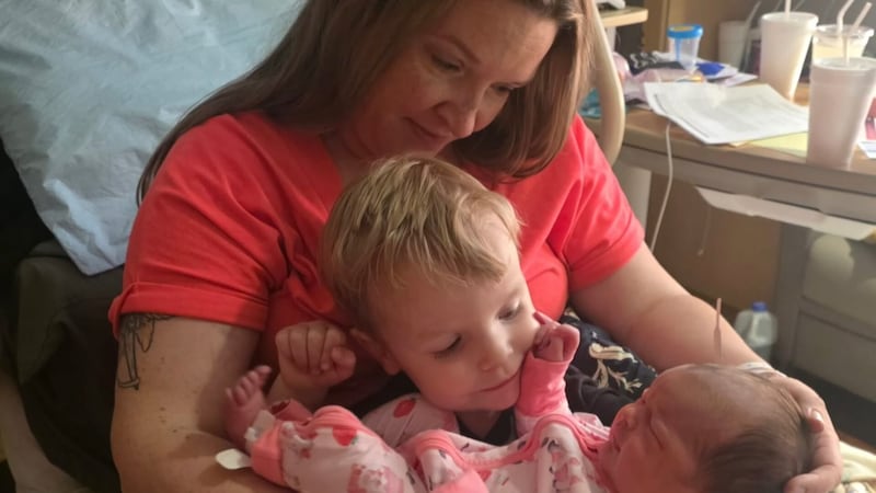 Mom featured in rainbow photo shoot welcomes ‘May flower’ after loss