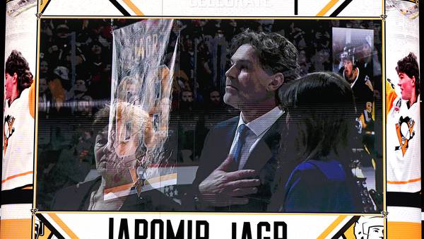 PHOTOS: Pittsburgh Penguins retire Jaromir Jagr's jersey at PPG Paints Arena